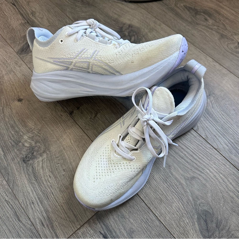 Asics Women's Athletic Shoes - White